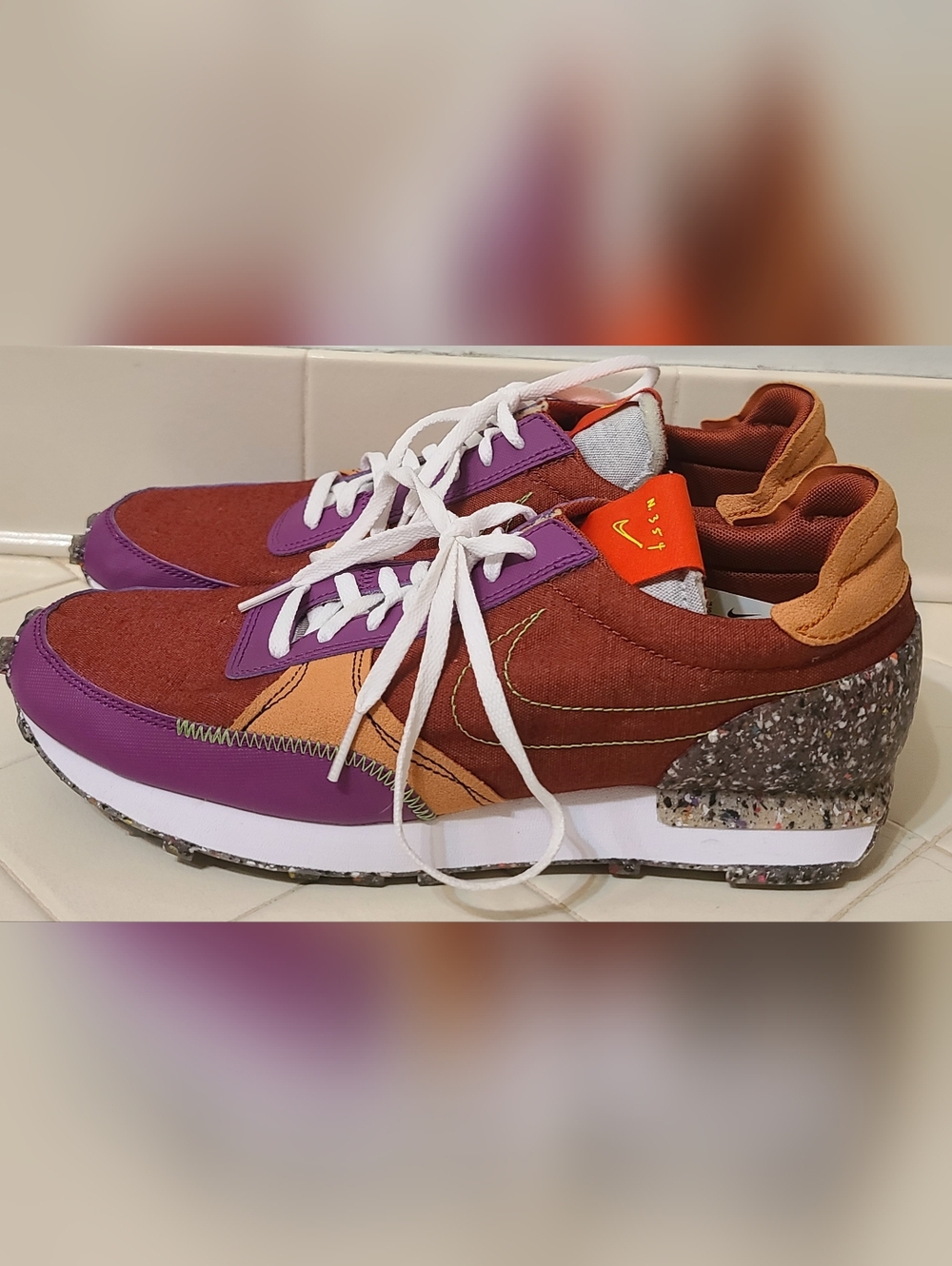 Nike Daybreak Type Rugged Orange Men's Size 9.5